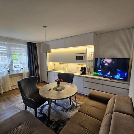 Medziotoju Apartment In Old City Palanga Exteriör bild