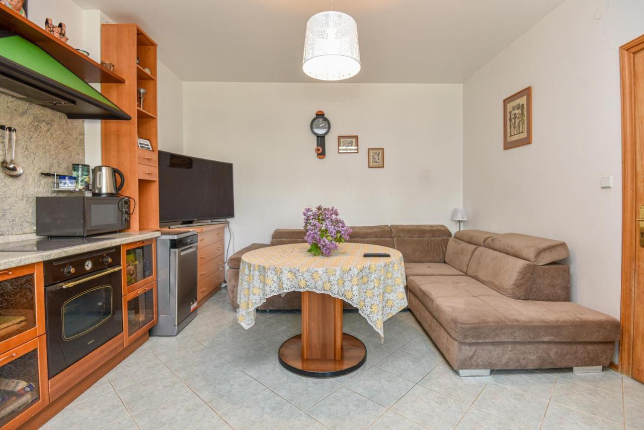 Medziotoju Apartment In Old City Palanga Exteriör bild
