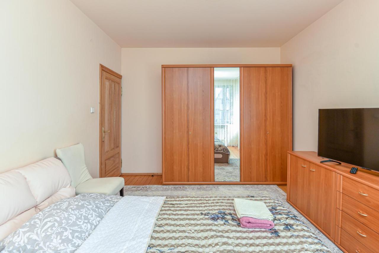 Medziotoju Apartment In Old City Palanga Exteriör bild