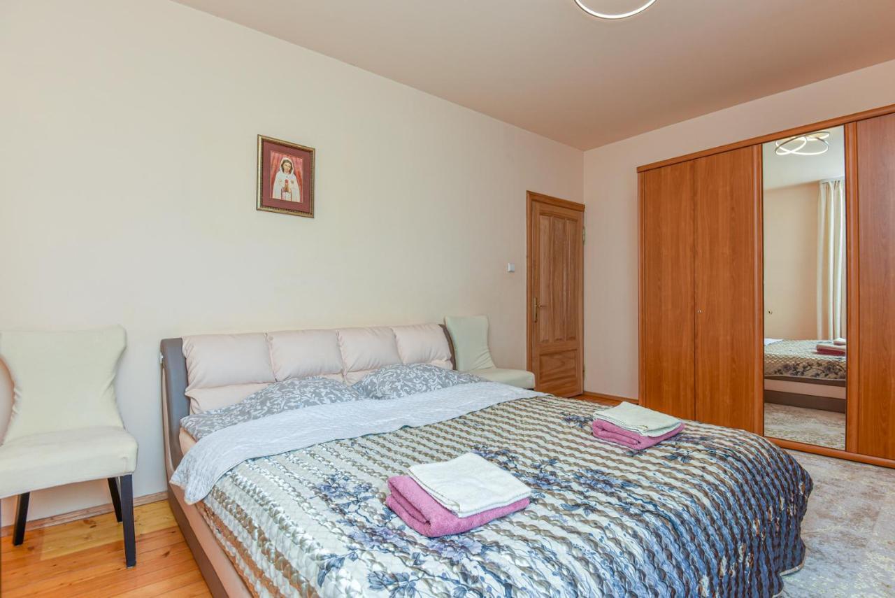 Medziotoju Apartment In Old City Palanga Exteriör bild